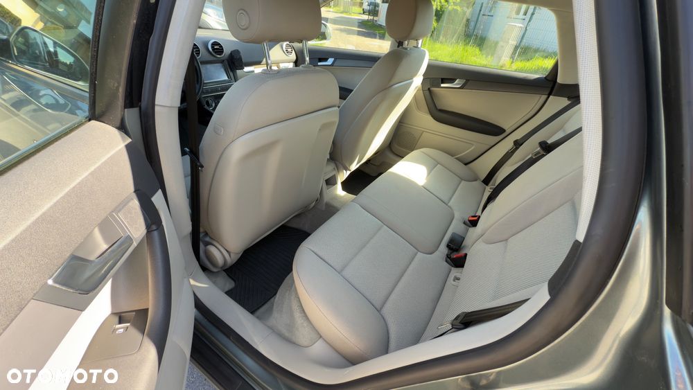 Audi A3 Sportback 1.2 TFSI Ambiente - 7