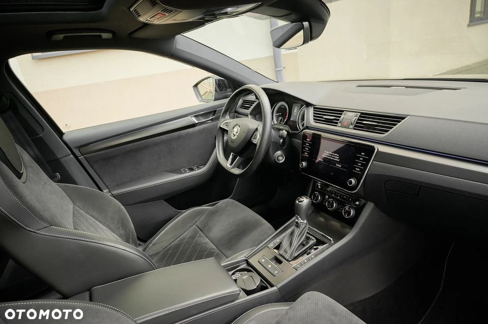 Skoda Superb 1.5 TSI DSG Sportline - 25