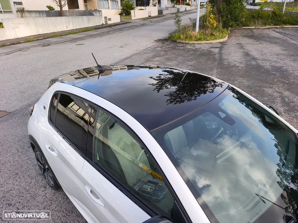 Peugeot e-208 GT+ - 7