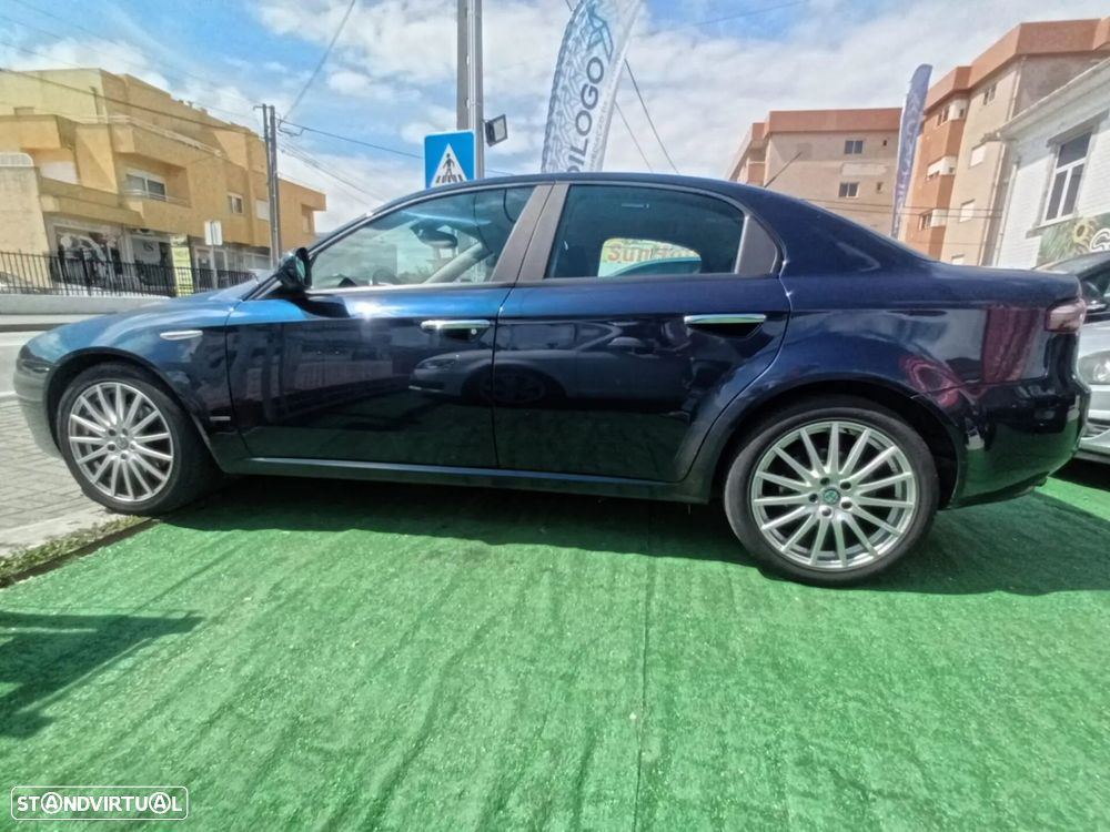 Alfa Romeo 159 1.9 JTDM 16V Sportiva - 5
