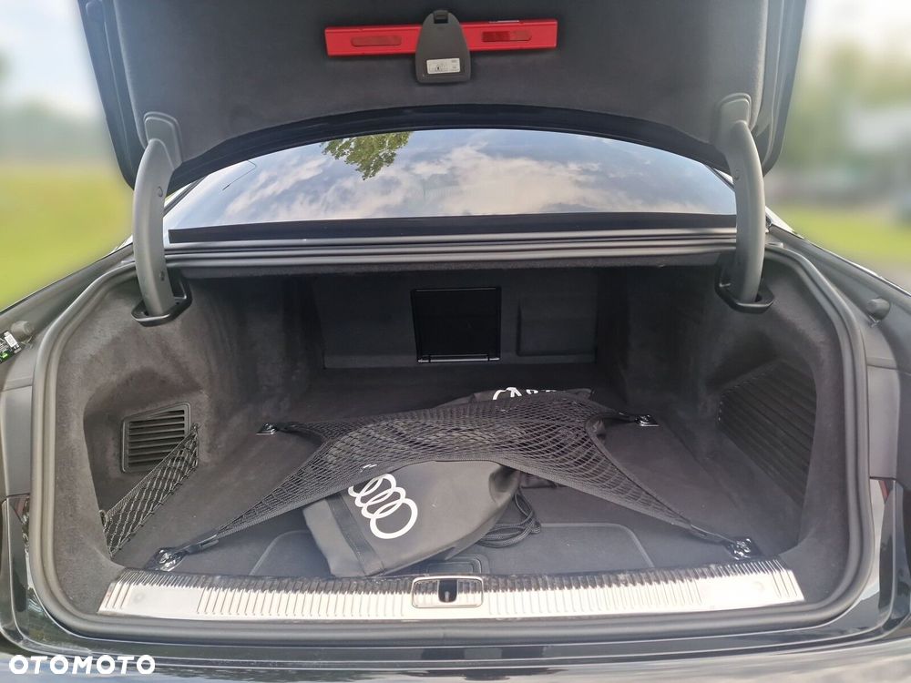 Audi A8 L 60 TFSI e Quattro Tiptronic - 36
