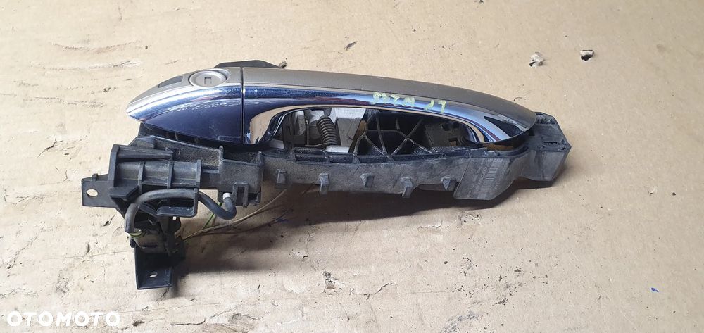 Klamka lewy przód przednia lewa Mercedes W245 A1697600934 - 3