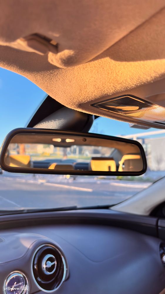 Jaguar XJ 3.0 D V6 Premium Luxury - 24