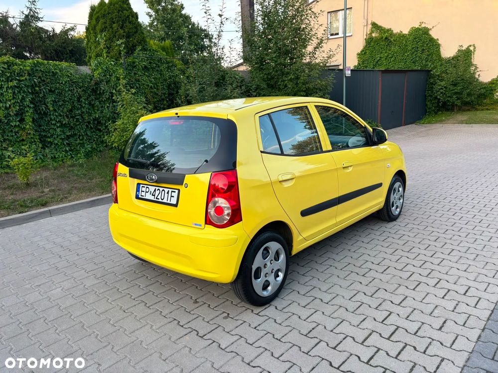 Kia Picanto - 5