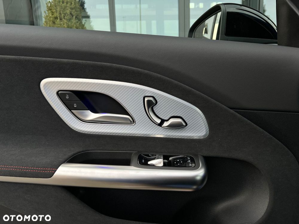 Mercedes-Benz CLA - 8