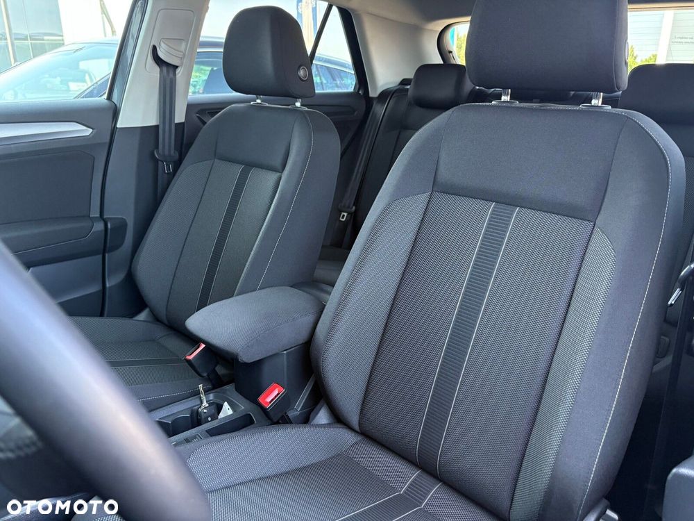Volkswagen T-Roc - 13