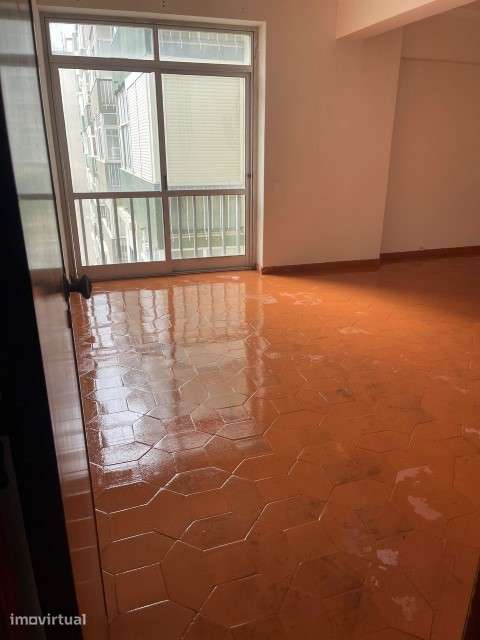 Apartamento em Odivelas, Pontinha - Grande imagem: 2/8