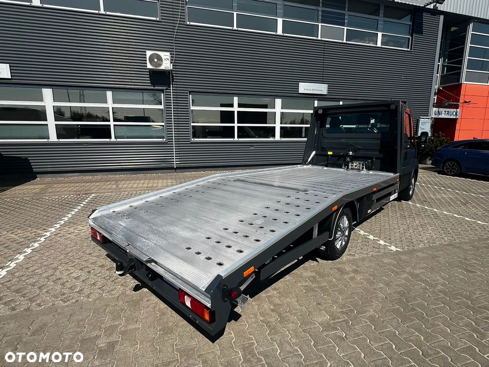 Iveco MEGA WYPRZEDAŻ Ekspozycji - Daily 35S18H - 10