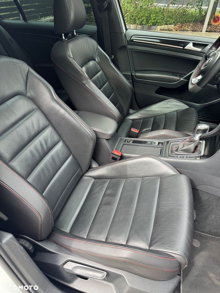 Volkswagen Golf 2.0 TSI BMT GTI DSG - 23