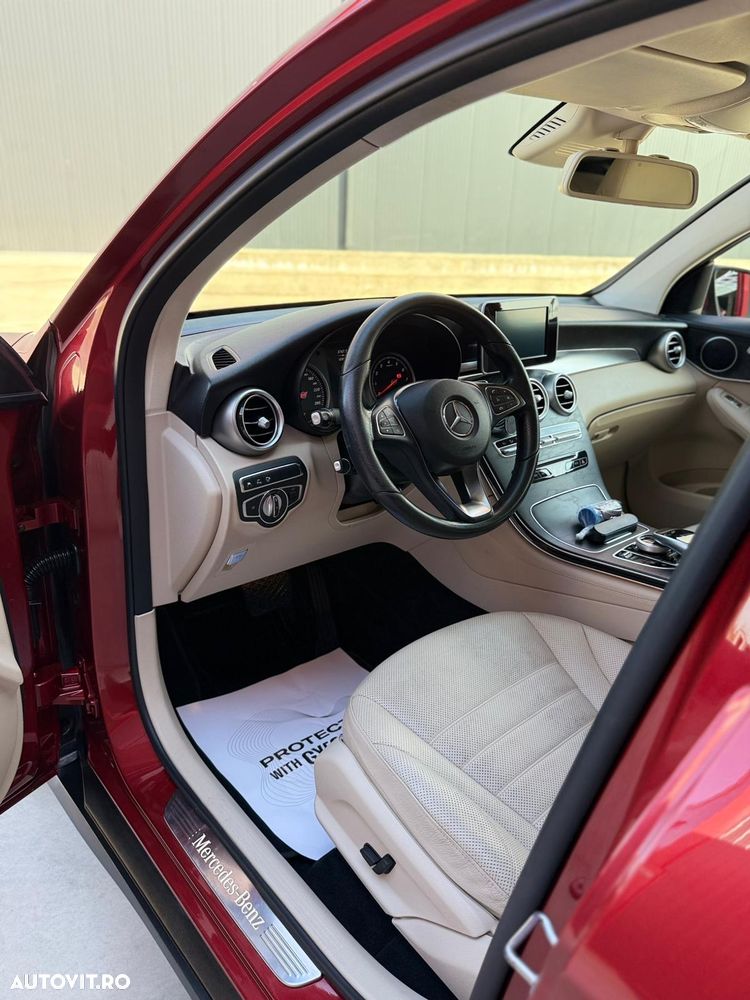 Mercedes-Benz GLC 250 4MATIC - 11