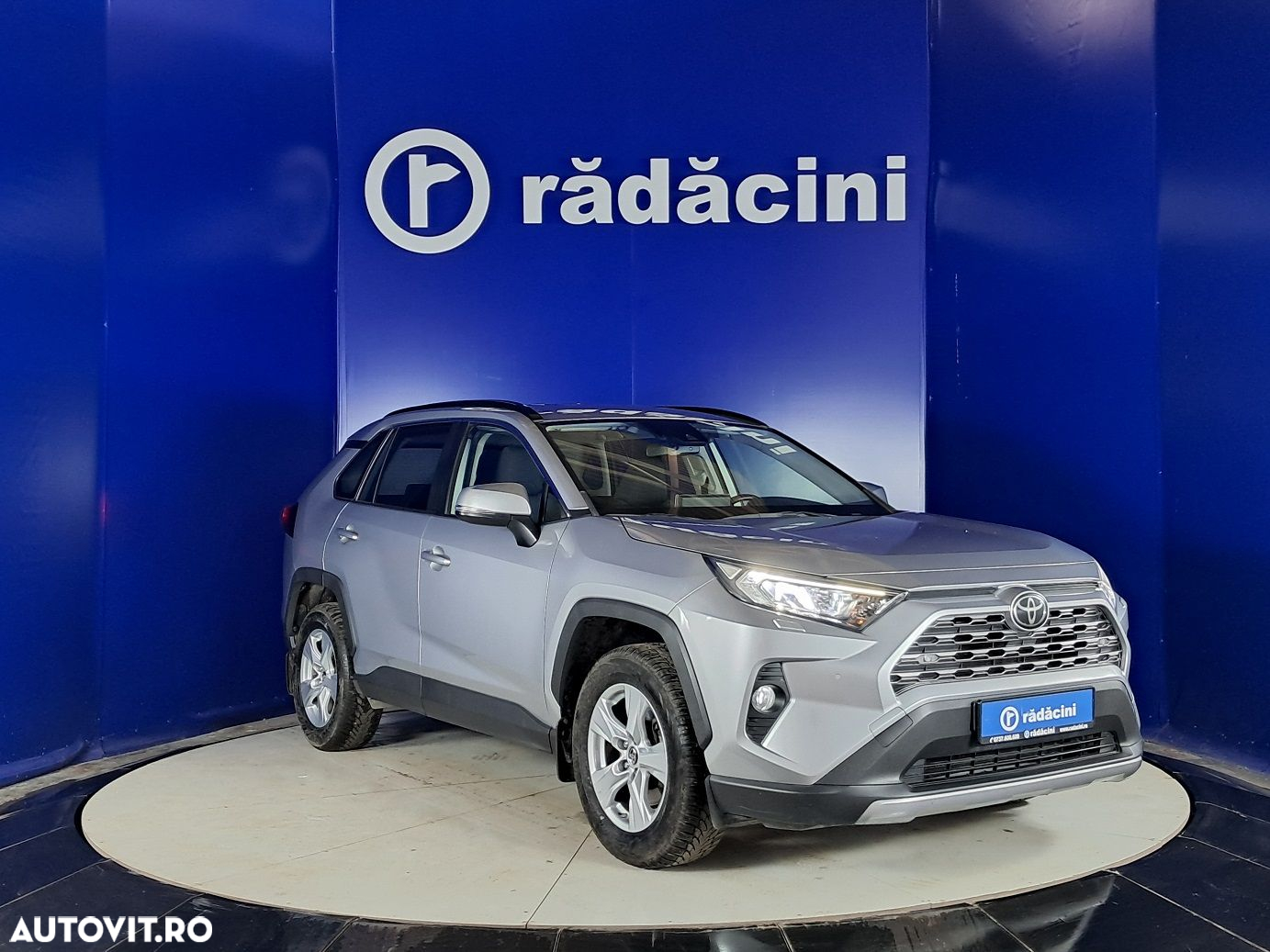 Toyota RAV4 - 5