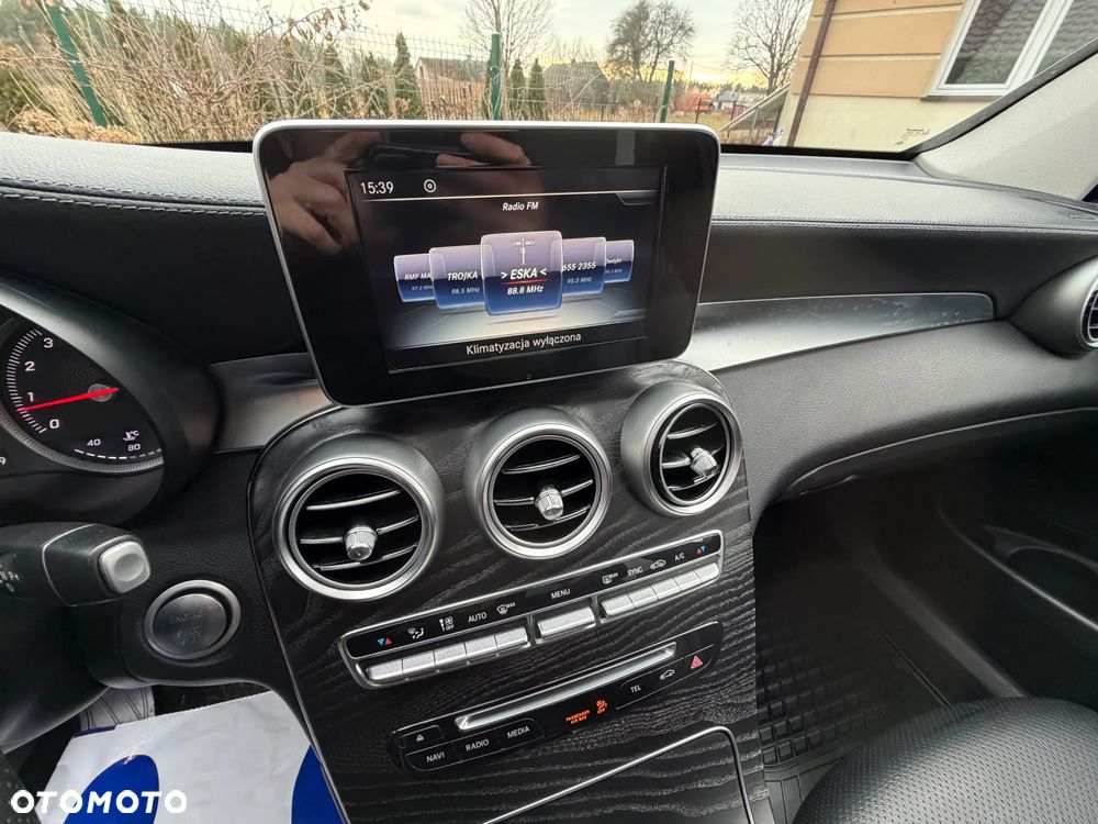 Mercedes-Benz GLC - 37