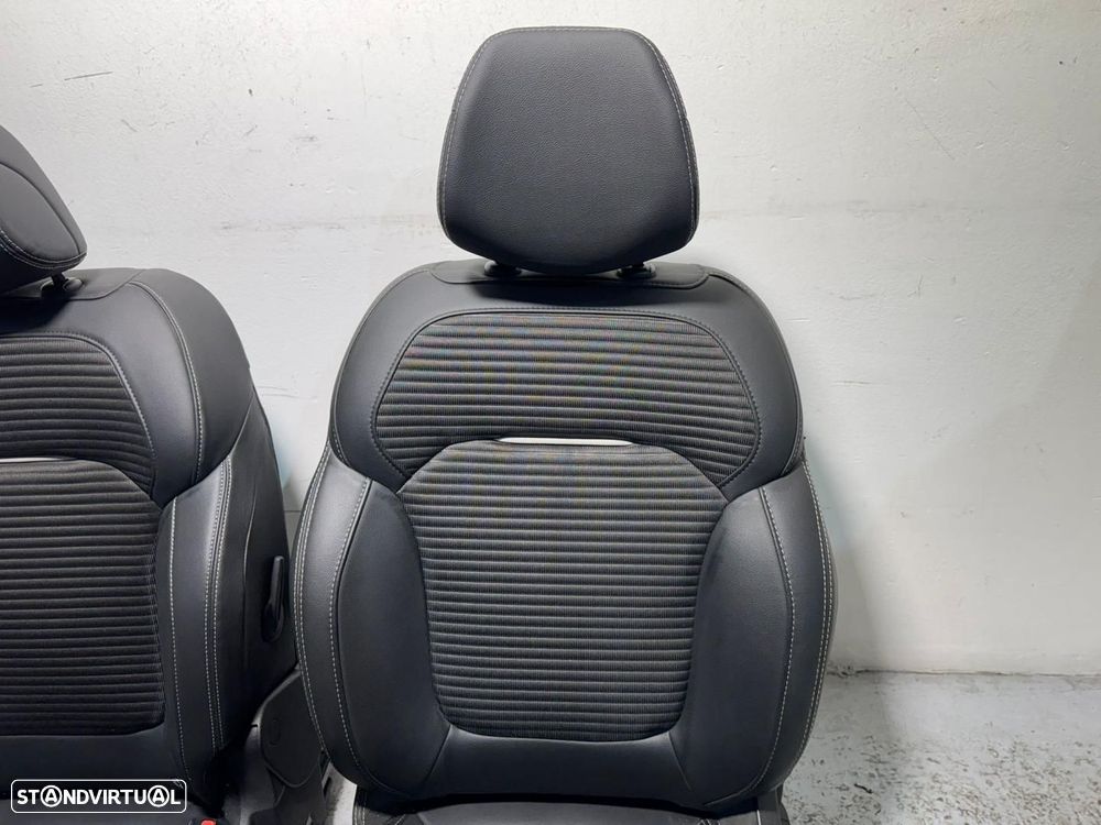 Conjunto de Bancos e Quartelas em Pele RENAULT GRAND SCENIC IV BOSE EDITION - 3