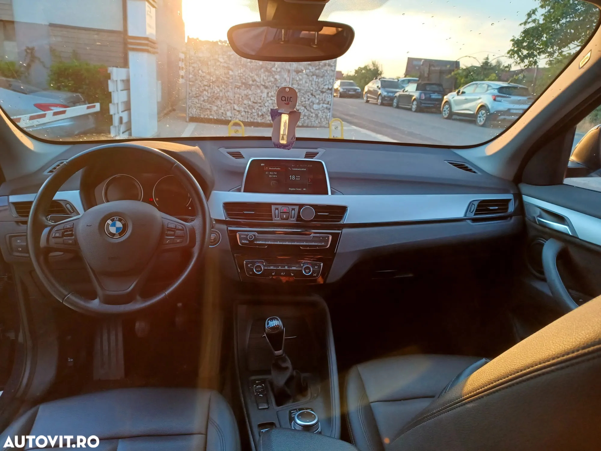 BMW X1 sDrive18d - 9
