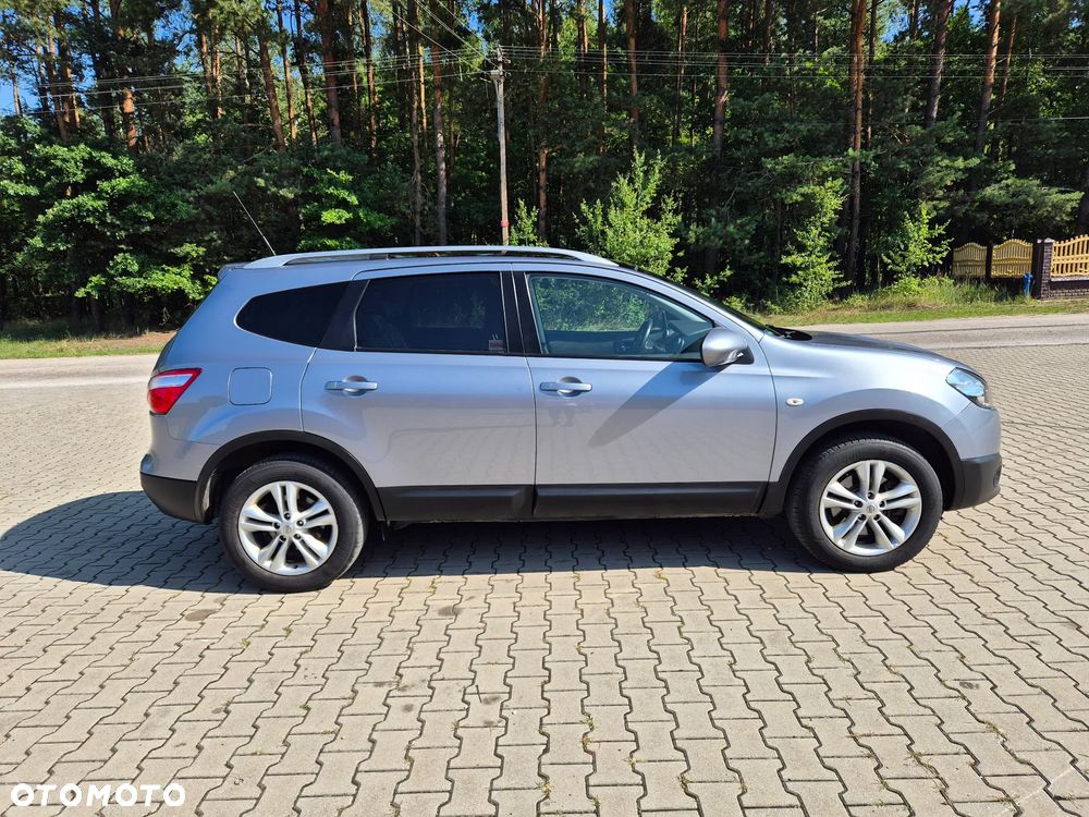 Nissan Qashqai 2.0 4 x 4 CVT 360 - 8