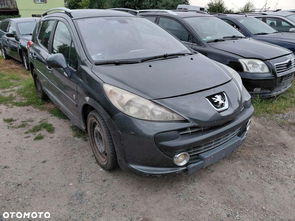 części Peugeot 207 SW kombi 1.6 benzyna 2008r. LAMPY PRZÓD prawa lewa - 2