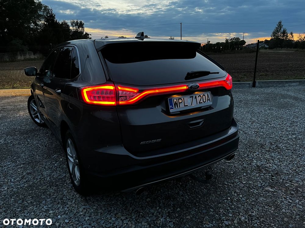 Ford Edge 2.0 TDCi 4WD Titanium - 35