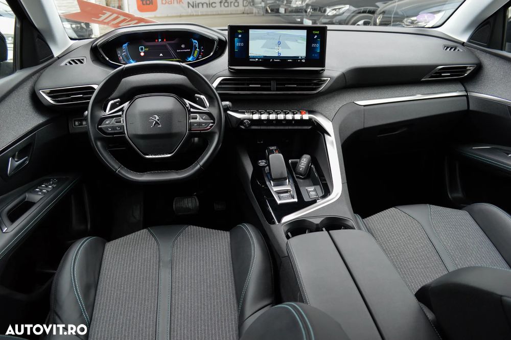 Peugeot 3008 225 e-EAT8 Allure Pack - 28