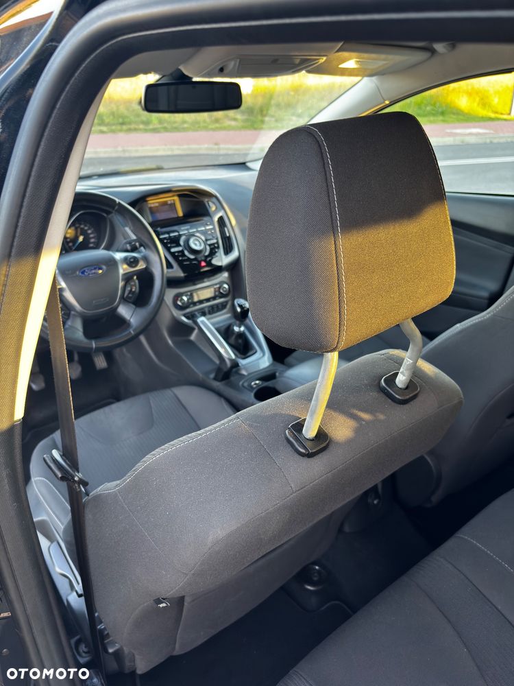 Ford Focus 1.6 EcoBoost Start-Stopp-System Titanium - 24