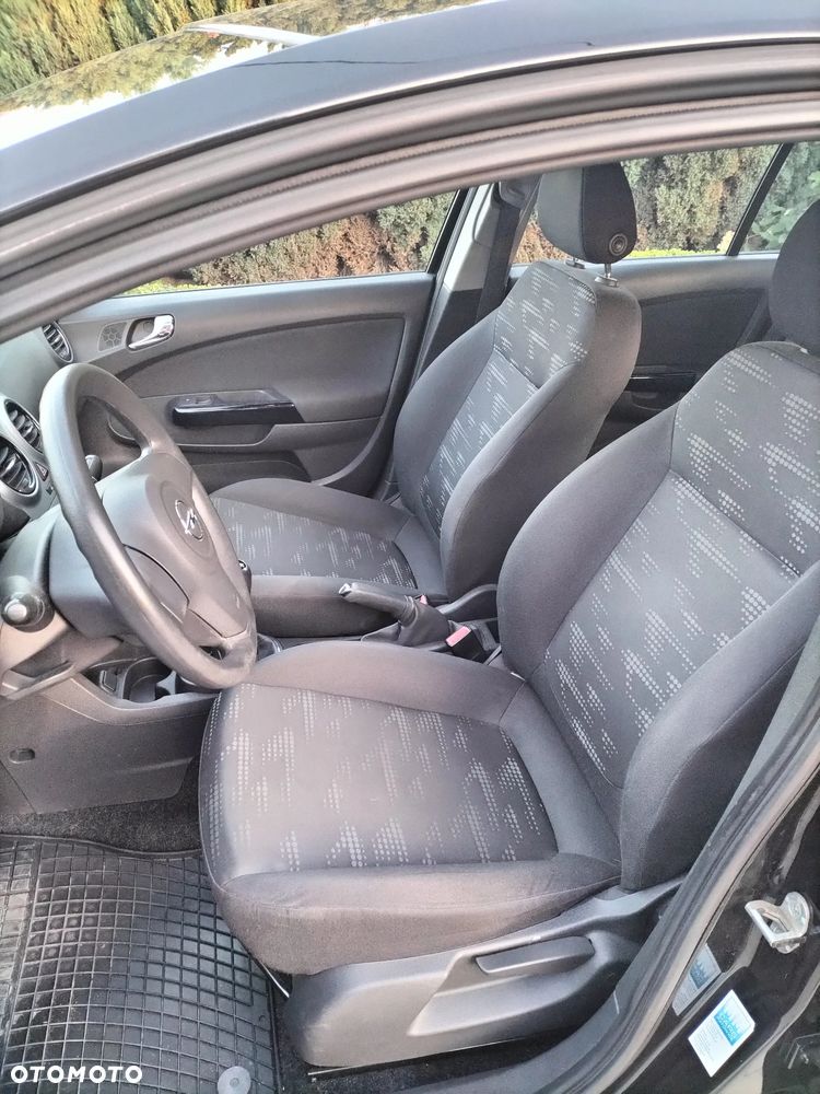 Opel Corsa - 8