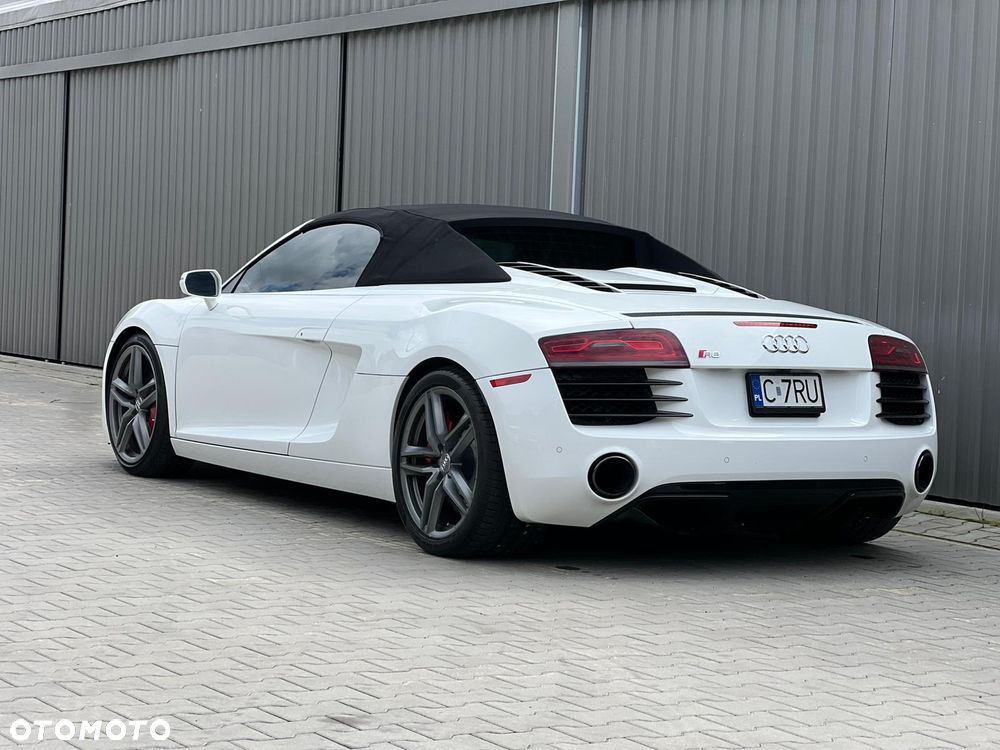 Audi R8 Spyder 4.2 Quattro S tronic - 16