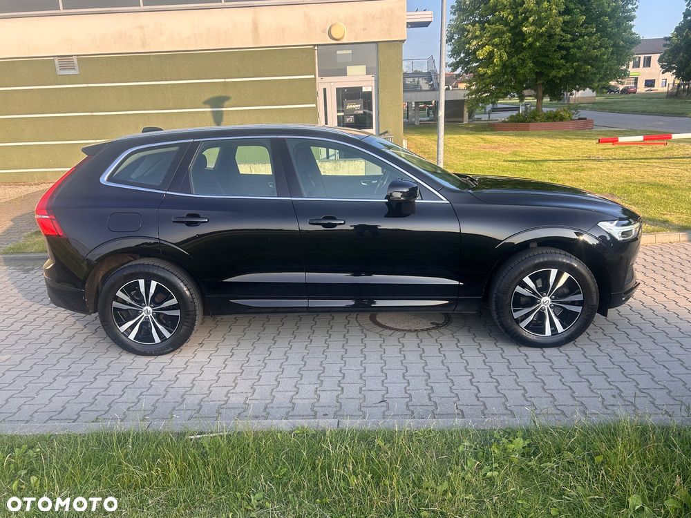 Volvo XC 60 D4 Momentum - 4