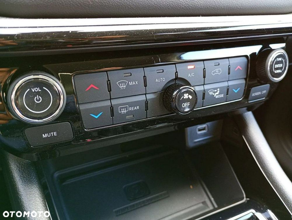 Jeep Compass 1.5 T4 mHEV Summit Winter Edition FWD S&S DCT - 20