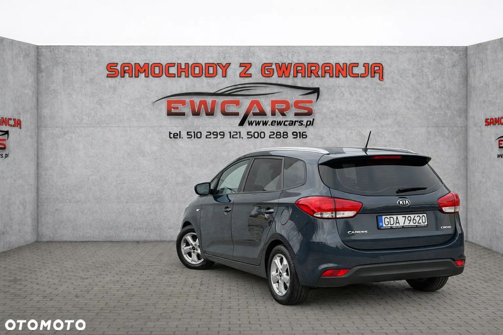 Kia Carens 1.7 CRDi 115 Dream Team Edition - 4
