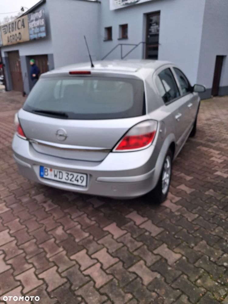 Opel Astra - 8