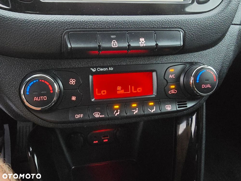 Kia Ceed 1.6 GDI Vision - 36
