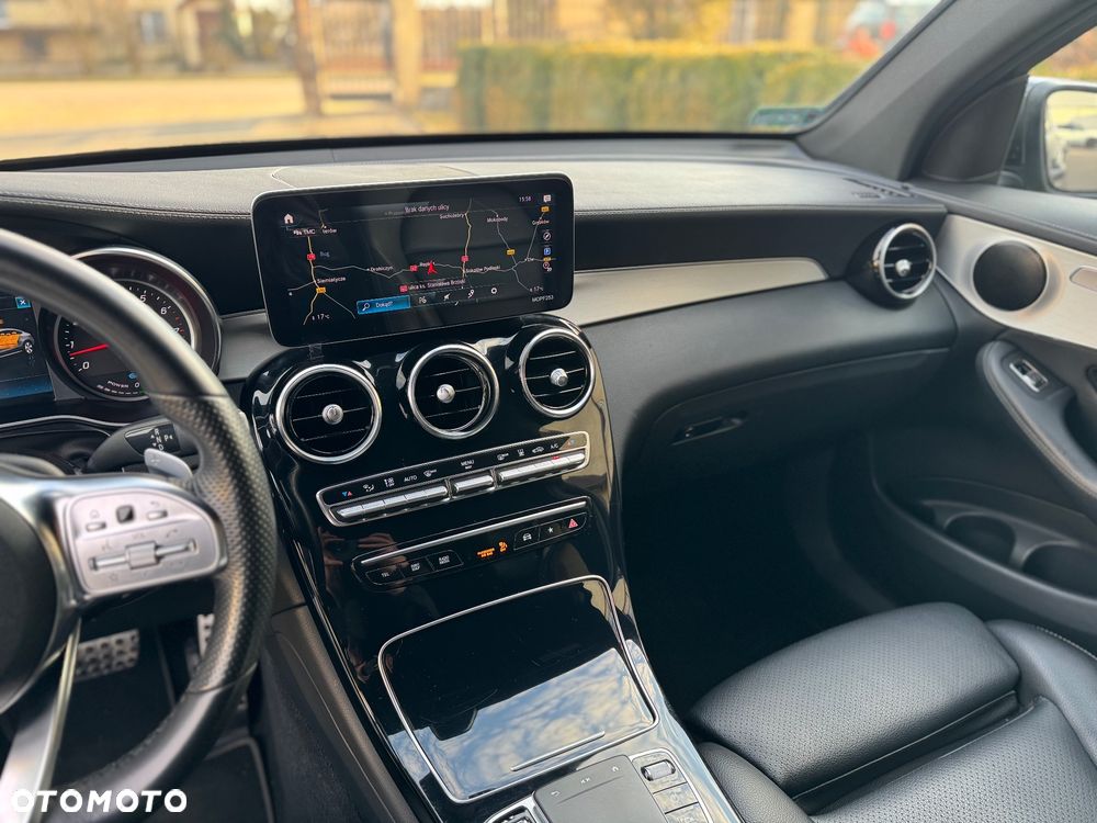 Mercedes-Benz GLC 300 e 4-Matic - 20