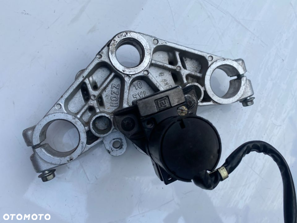 Półka górna Yamaha YBR 125 Custom - 4