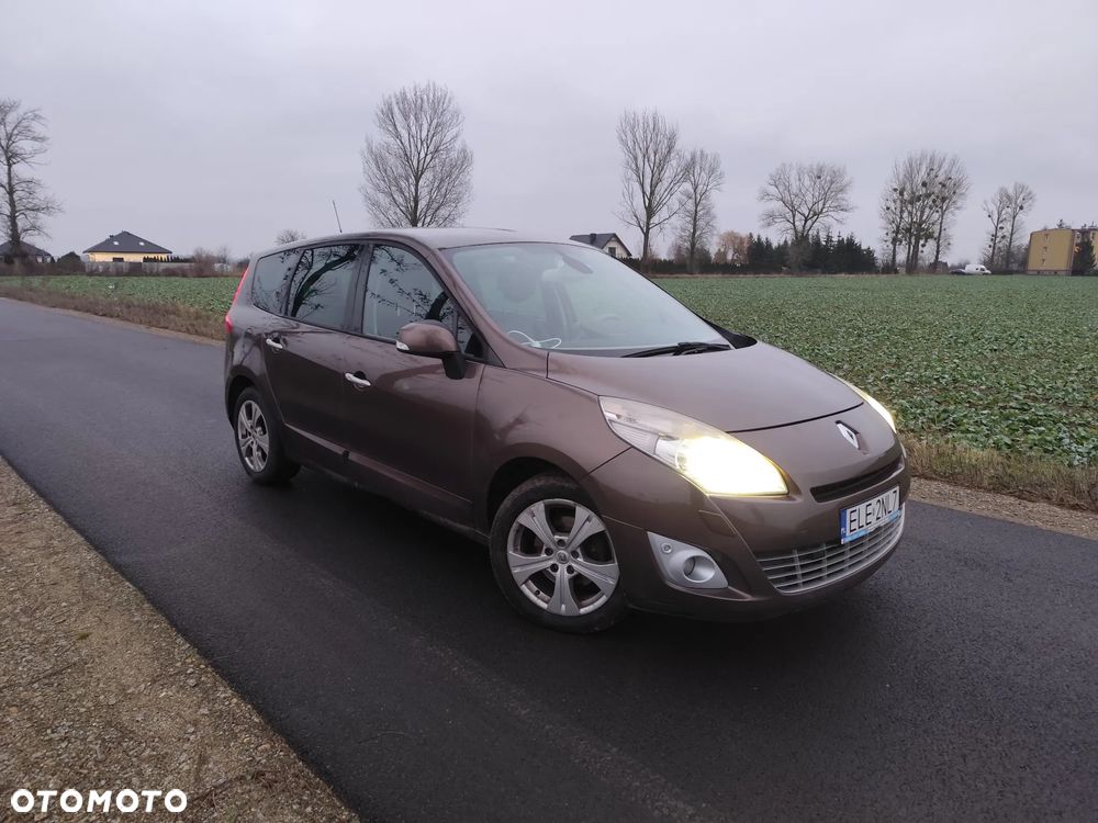 Renault Grand Scenic TCe 130 Bose Edition - 37