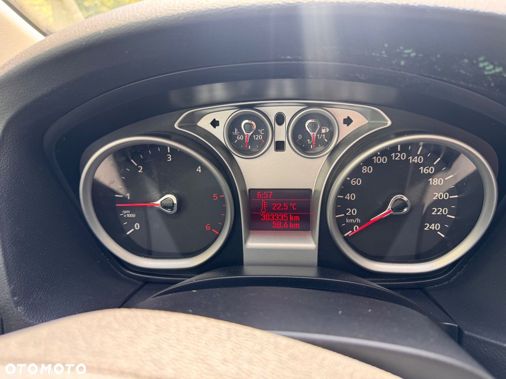 Ford Focus 1.6 TDCi Silver X - 12