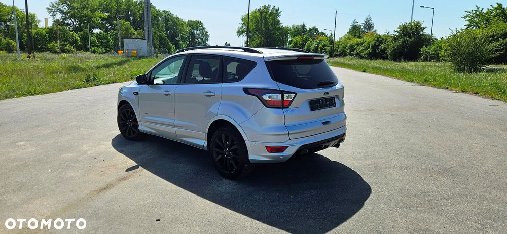 Ford Kuga 2.0 TDCi 4x4 ST-Line - 3