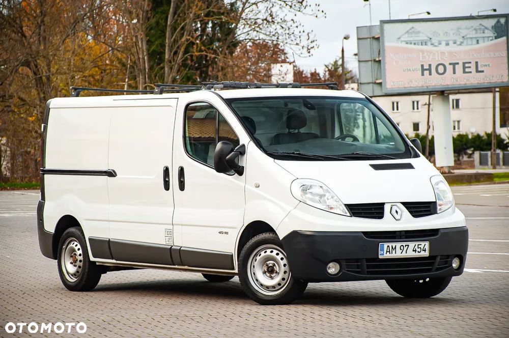 Renault TRAFIC - 10