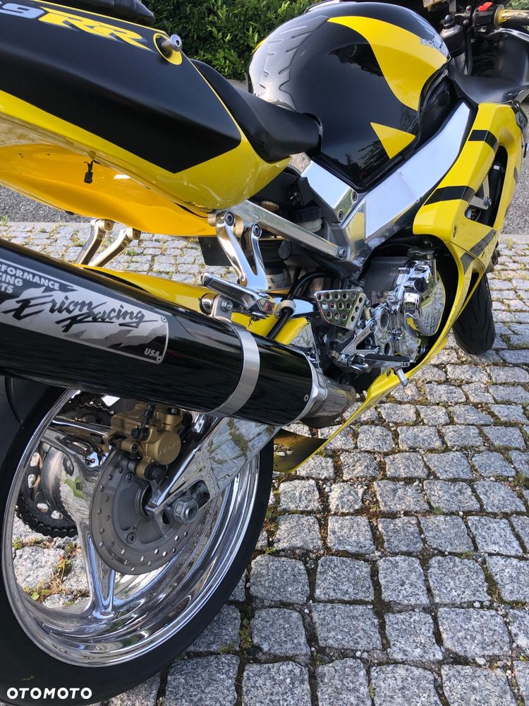 Honda CBR - 9