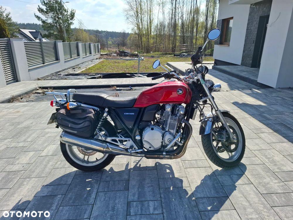 Honda CB - 2