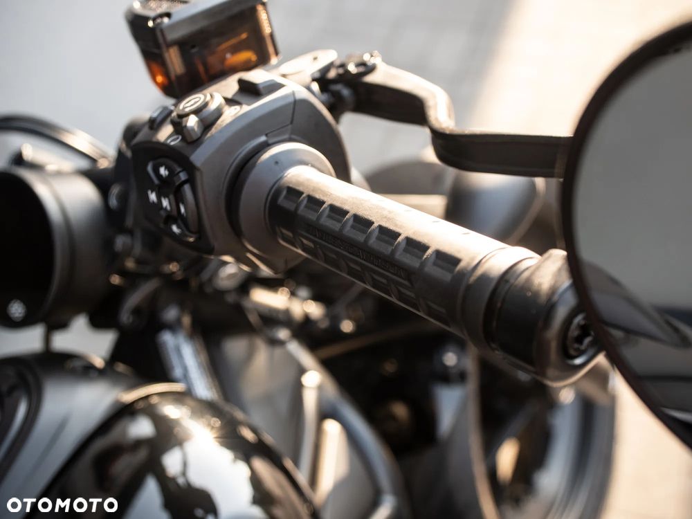 Harley-Davidson Sportster - 30
