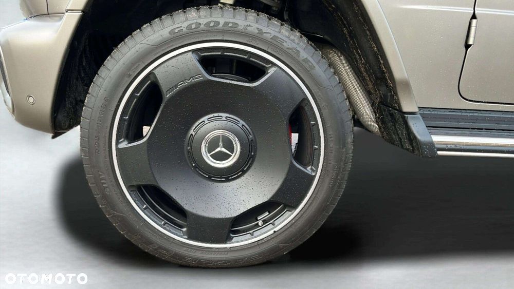 Mercedes-Benz Klasa G AMG 63 - 40