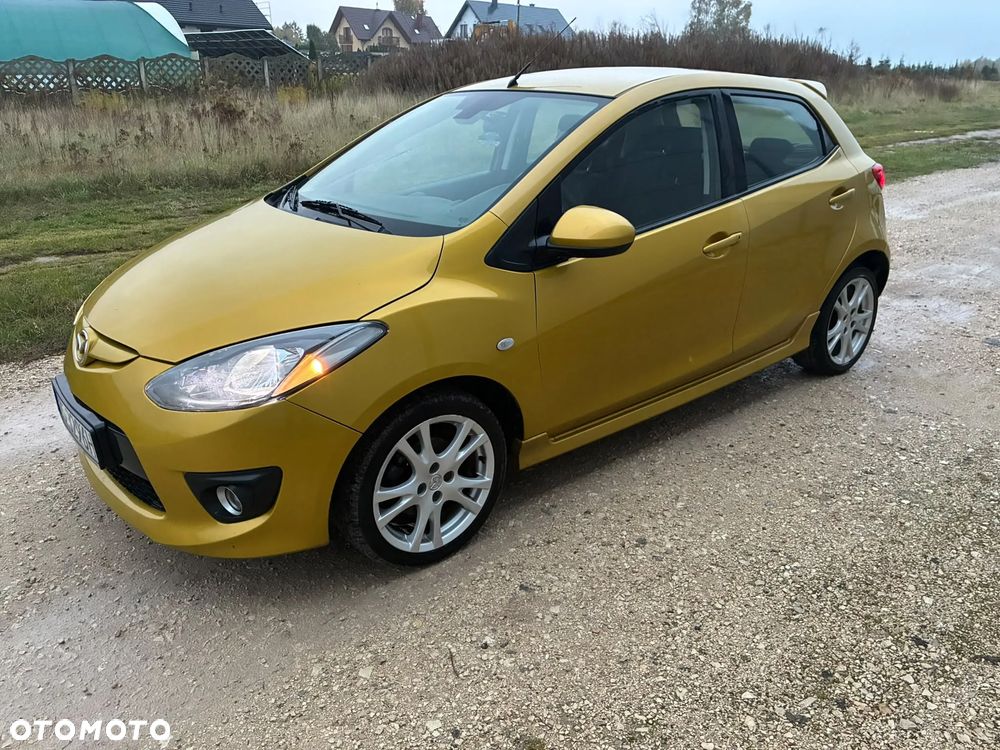 Mazda 2 2008 photo 2