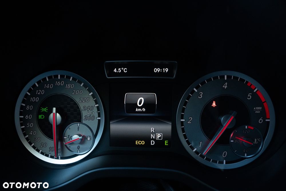 Mercedes-Benz Klasa A 180 CDI (BlueEFFICIENCY) 7G-DCT AMG Sport - 27