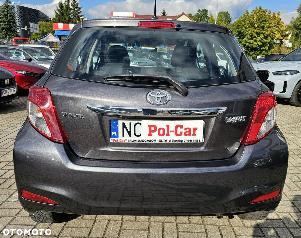 Toyota Yaris - 7