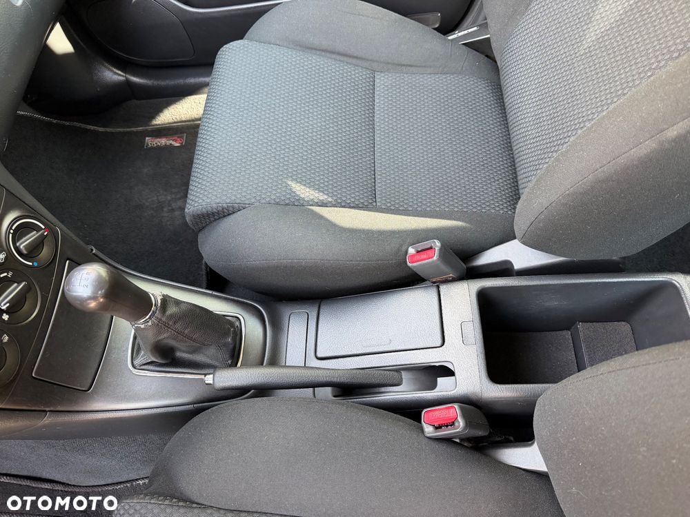 Toyota Avensis - 34
