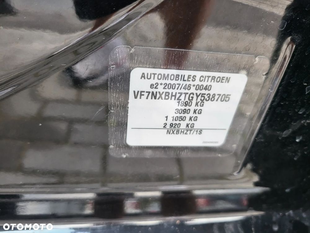 Citroën DS4 Cross 1.6 BlueHDi Be Chic S&S EAT6 - 28