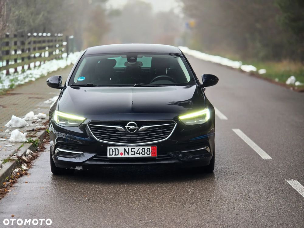 Opel Insignia 2.0 T 4x4 Exclusive S&S - 9