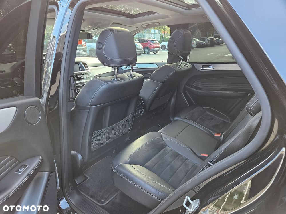 Mercedes-Benz ML 350 BlueTec 4-Matic - 15