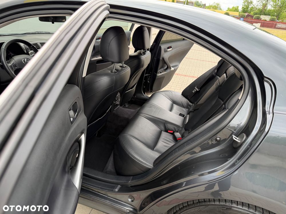 Lexus IS 220 D Comfort - 25
