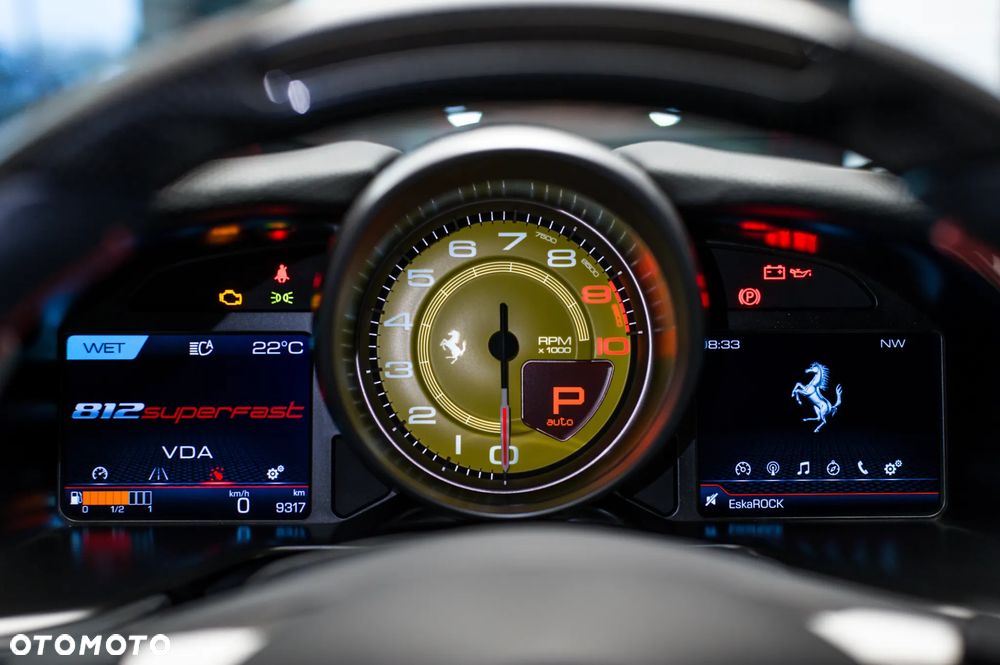 Ferrari 812 Superfast - 31