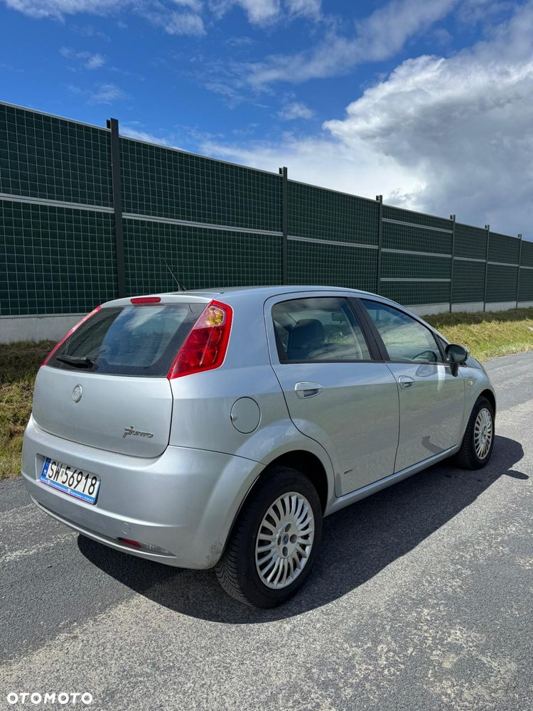 Fiat Grande Punto - 5